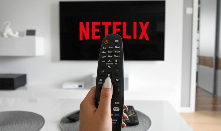 Fesselnde Unterhaltung auf Netflix und HBO: Filme und Serien, die begeistern